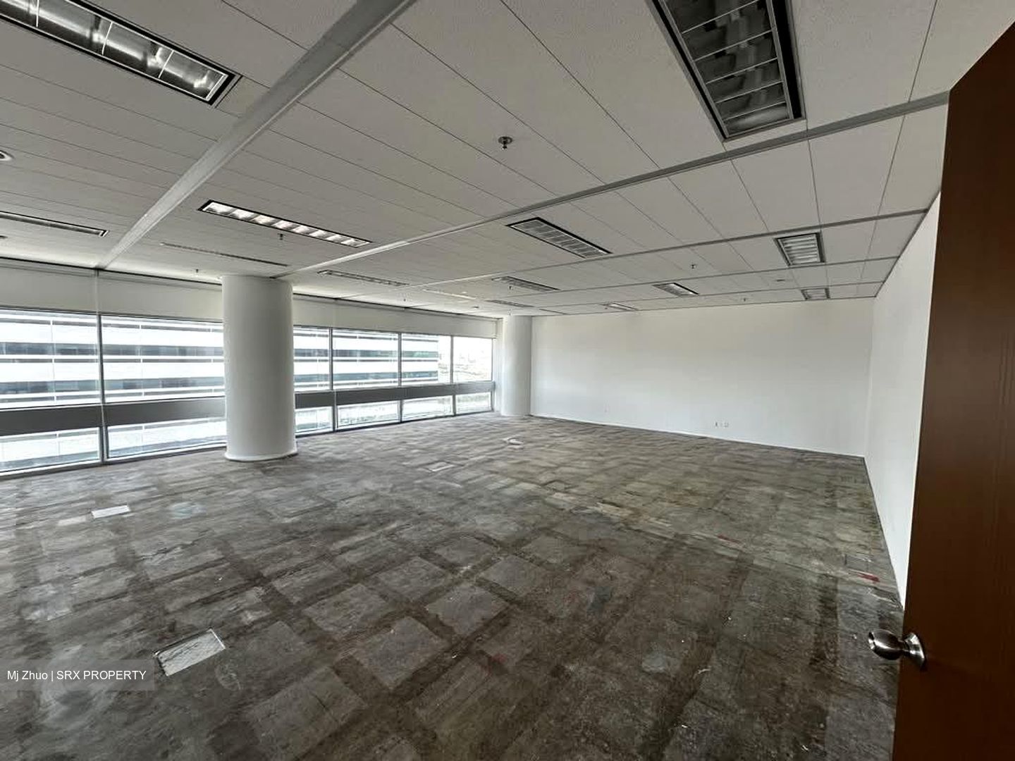Gateway West (D7), Office #544179841